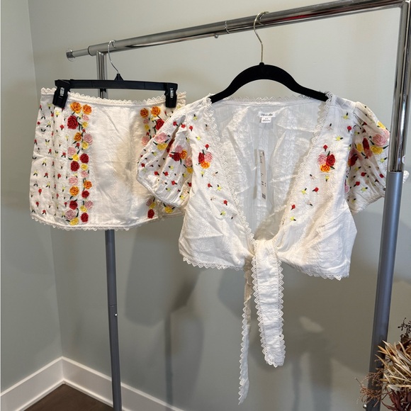 Kimchi Blue Eddie Floral Embroidered Top & Skirt Set - Picture 6 of 14